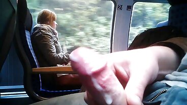 Muffin & Muff video belle donne nude per la MILF asiatica Christy's Stepson