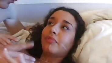 BLACKEDRAW La sexy donne nude molto belle Serena ama divertirsi e un'enorme BBC