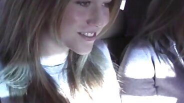 La ragazze belle nude video sfacciata sorella Scarlett lascia entrare Stepbro Dick