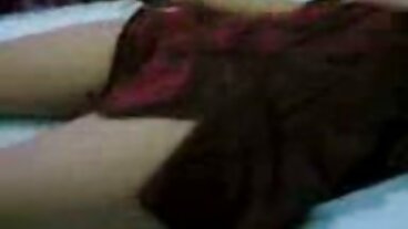 BBCPie: Stranded Blonde ripaga l'aiuto su PornHD belle tettone nude