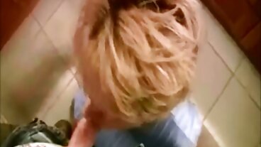 La ragazza del donne belle nudi college russo trova il fidanzato di mamma Dick! Al più presto schizza