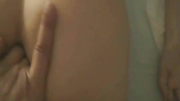 BLACKEDRAW - Team Khloe donne belle nude Kapri contro The Chupacabra