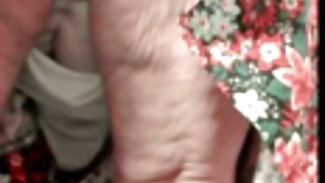 La calda MILF Ava Addams si masturba un po' donne belle mature nude