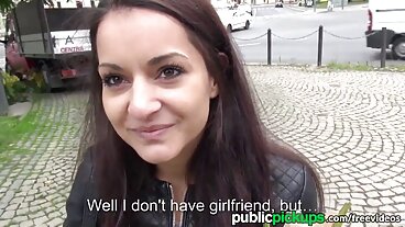 NaughtyAmerica: La sexy MILF bionda, Charli Phoenix, viene picchiata dal bullo del figlio ragazze belle nuda su PornHD