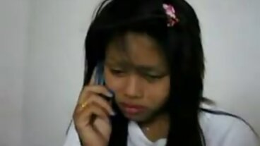 Il vecchio figliastro di bellissime gnocche nude Tara la fa a pecorina sulle scale