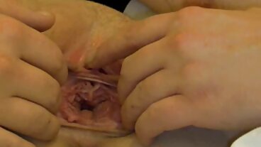 BRAZZERS: Scopando la nuova belle donne completamente nude cameriera Isis Love su PornHD