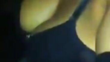 BLACKEDRAW La bellezza dai capelli corvini Mona Azar non può resistere alla BBC di Sly belle tette nude su PornHD